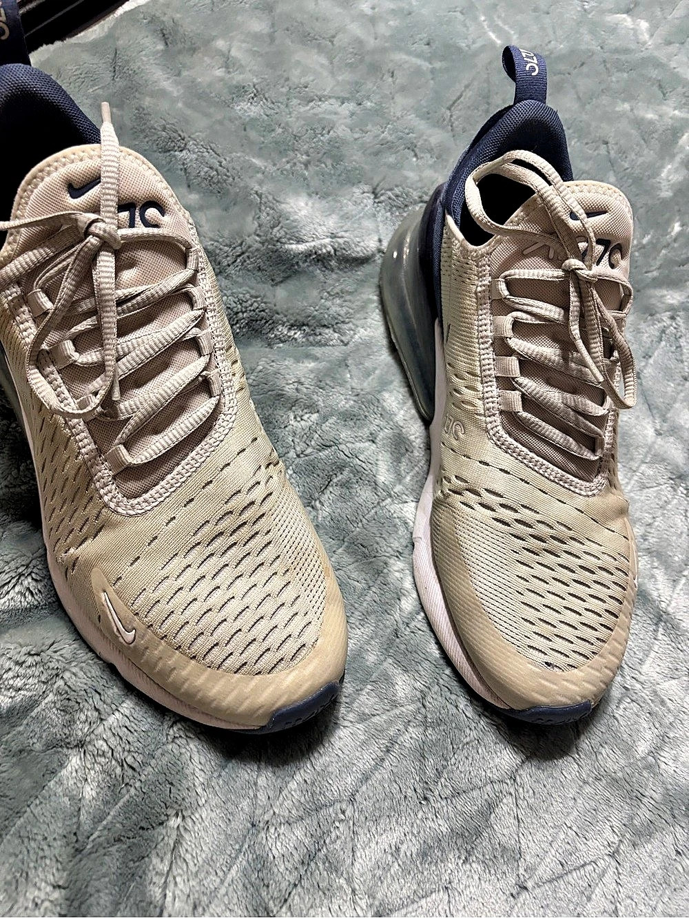 Nike Air Max 270 Women's Tan & Black Athletic Shoes